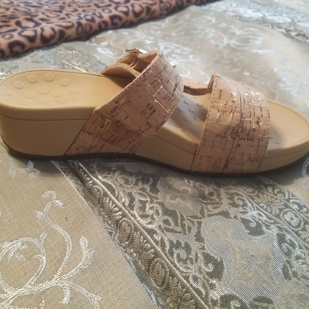 Vionic sandals - Picture 6 of 6